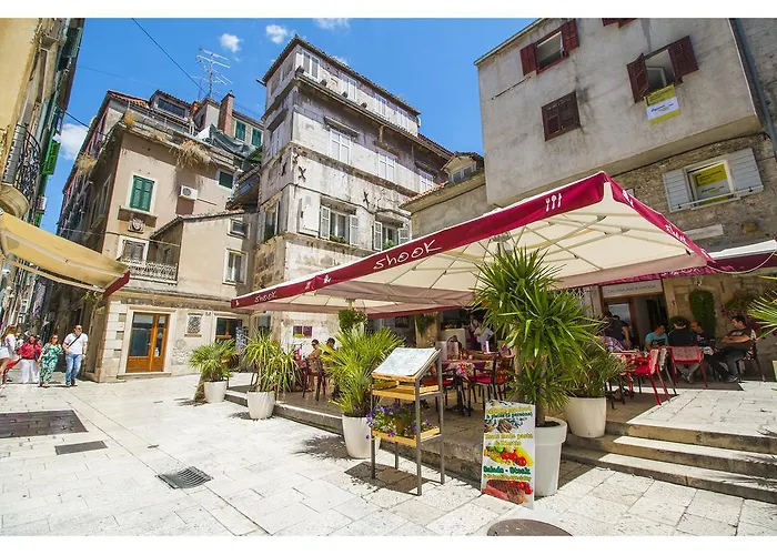 Harmony 아파트 스플리트